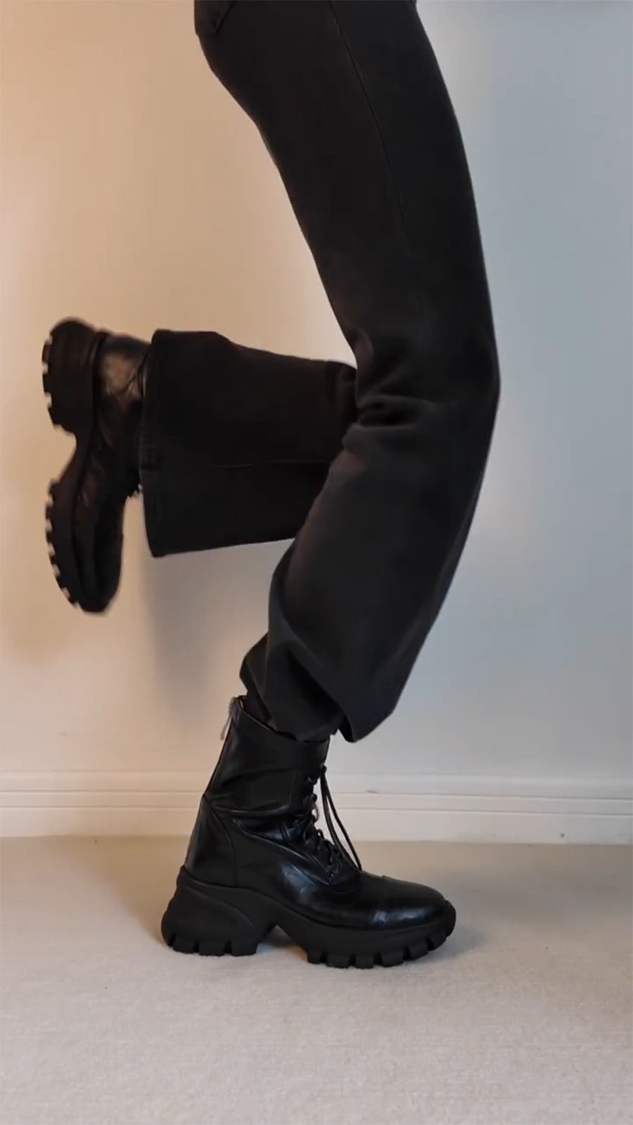 New Stylish Versatile Black Thick-soled Back Zipper Lace-up Motorcycle Boots