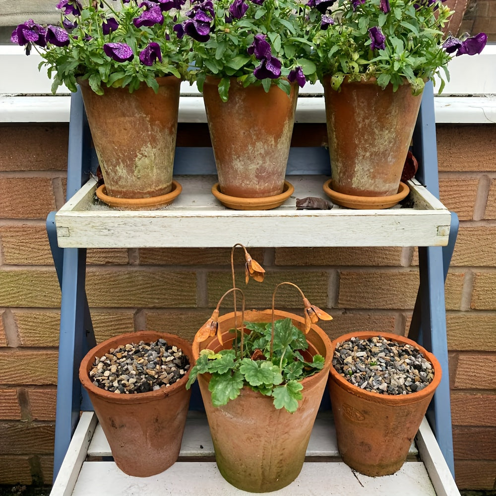 Rustic Metal Snowdrop Garden Stakes, Three-Piece Curved Flower Set with 25 cm Stems for Pots and Borders — image 7