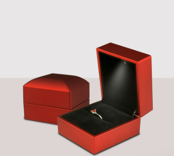 " Elegant LED Light Ring Box: Perfect for Engagement & Wedding Gifts - Keep Your Jewelry Safe & Secure!  & Secure!" - V.I.P Digital Presence