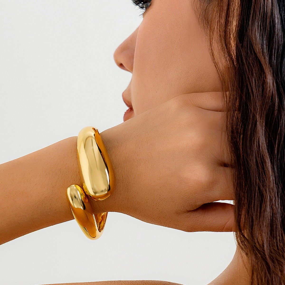 Metal photosensitive surface water droplet bracelet spring Bracelet bracelet for women - V.I.P Digital Presence