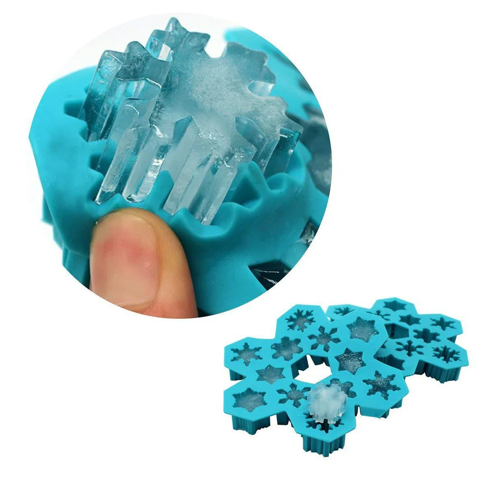 1 PCS Christmas Ice Molds Chocolate Snowflake Cookie Gummies Gummy Silicone Soap Biscuit