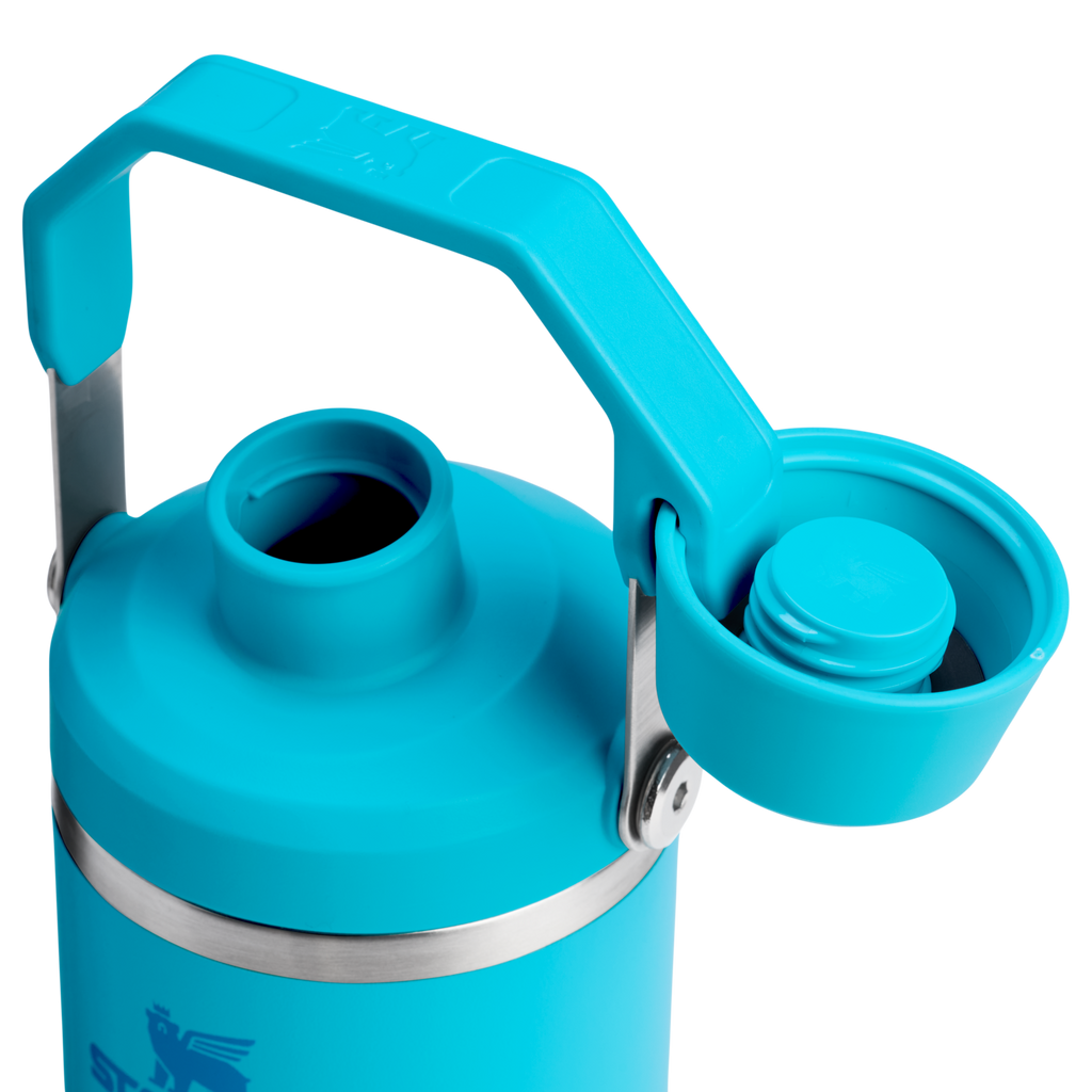 The IceFlow™ Tumbler with Fast Flow Lid | 20 OZ