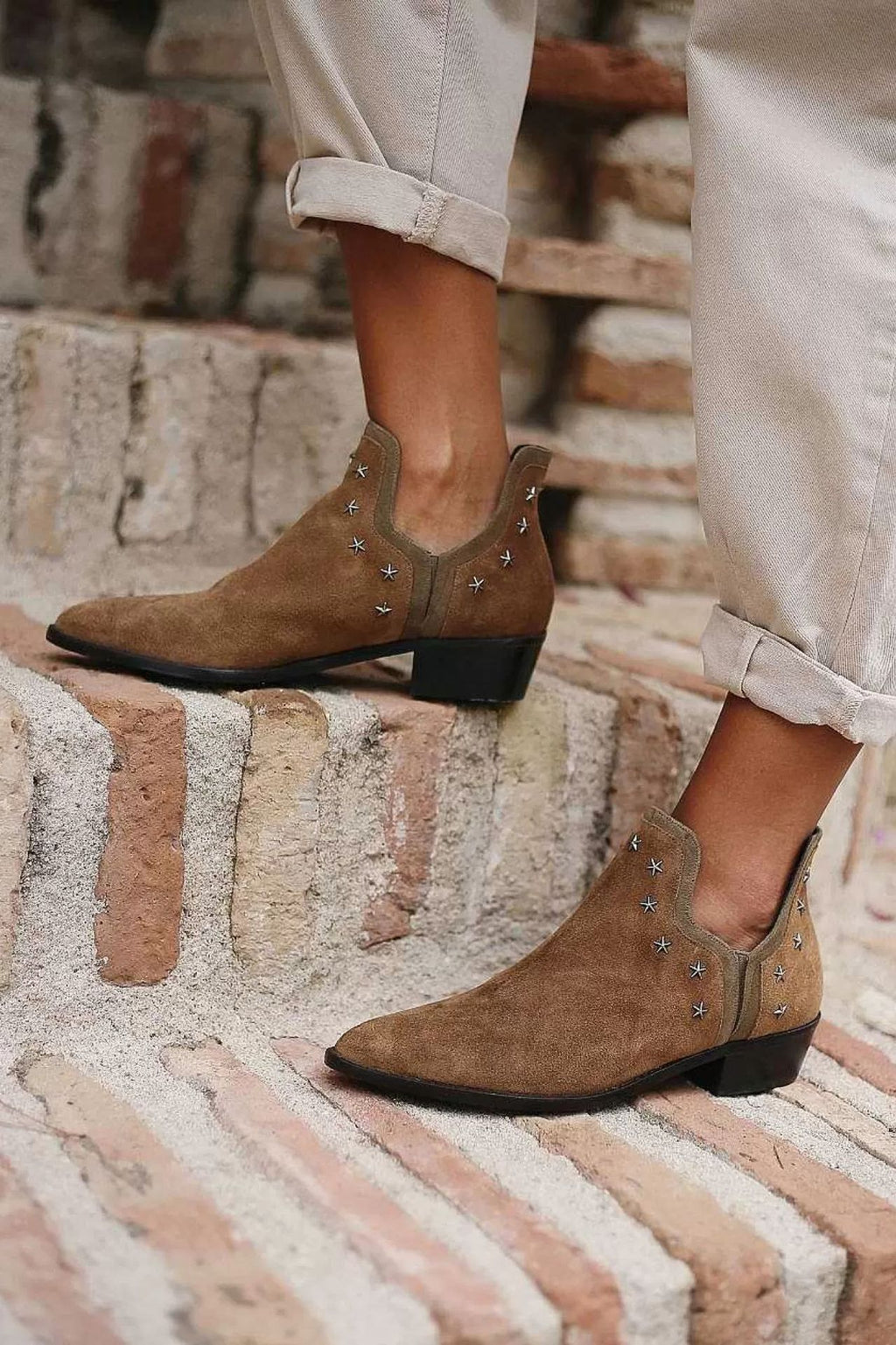 Fashion Ankle Boots With Metal Decoration Low Square Heel Large Size Ladies European And American Style