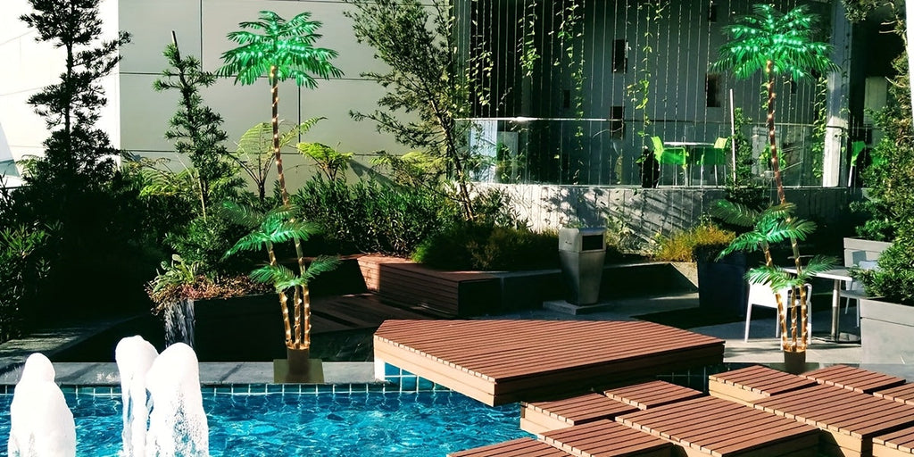 Solar Palm Tree Light 7ft 260 LED Outdoor Patio Tropical Decor Waterproof — image 10