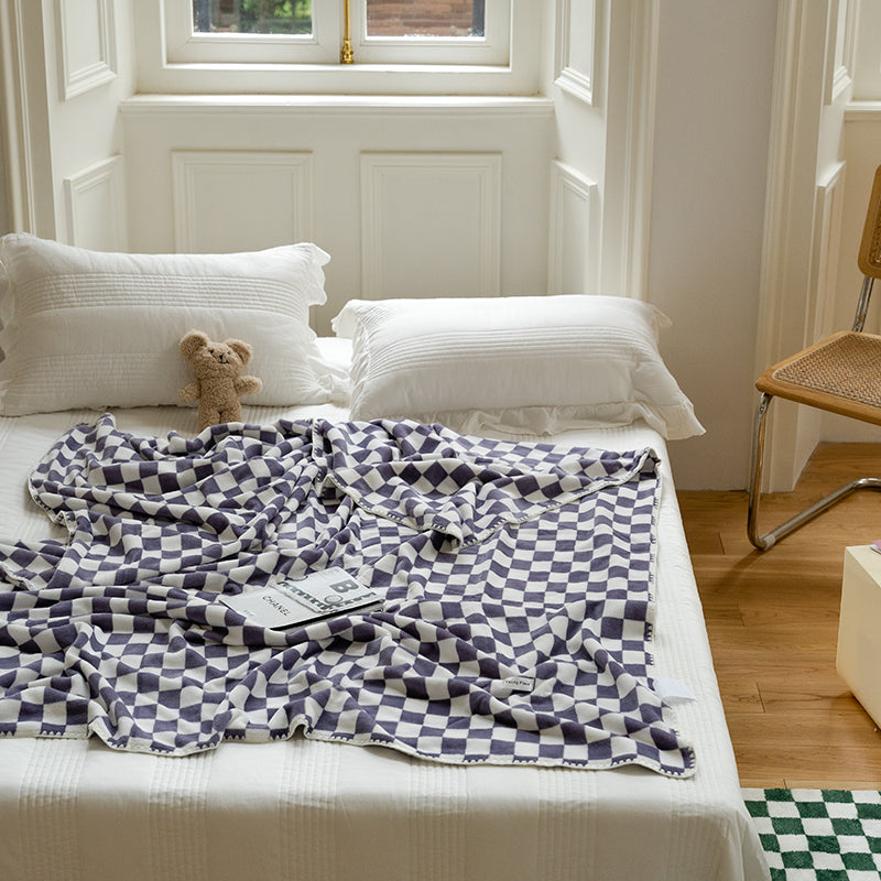 Simple Checkerboard Double Sided Milk Fleece Blanket