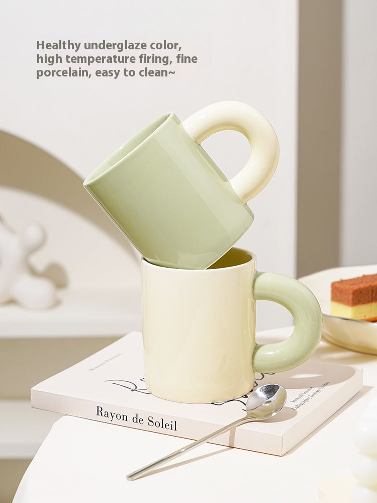 Girls Are Very Beautiful Ceramic Mugs