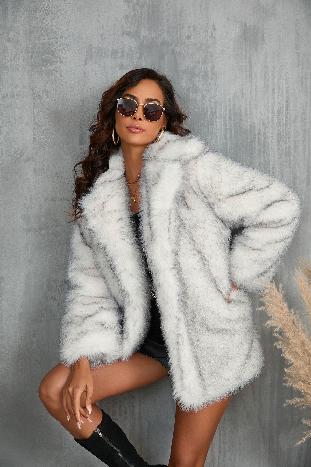 Winter Coat Warm Lapel Long Fluffy Faux Fur Coat Women Loose Long Sleeve Jacket Outerwear Clothing