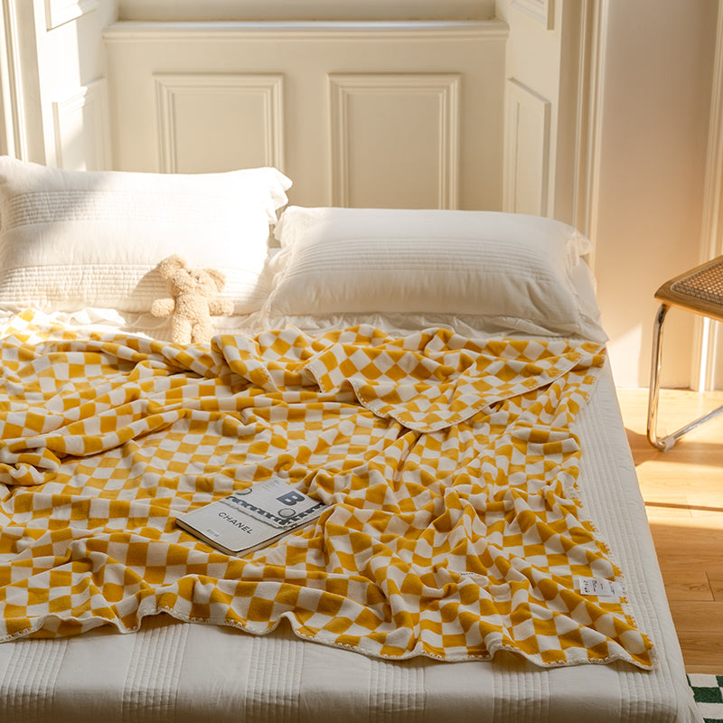 Simple Checkerboard Double Sided Milk Fleece Blanket