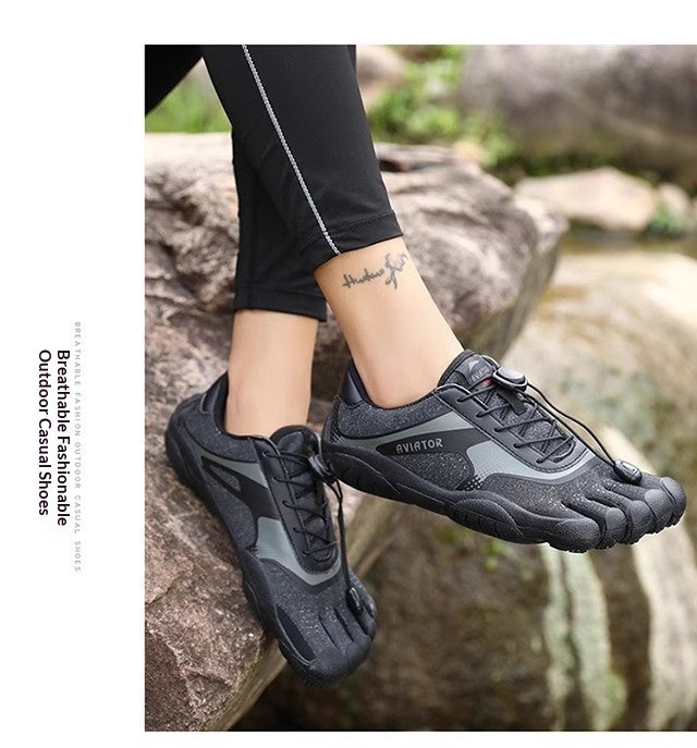 Comfortable Breathable And Lightweight Climbing Training Sneakers