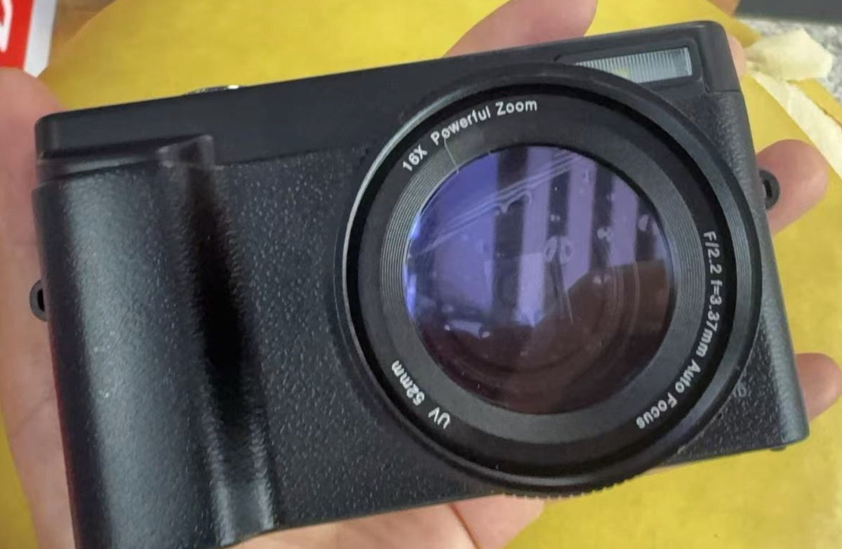 HD Digital Camcorder With Flip Screen And High-definition Recording
