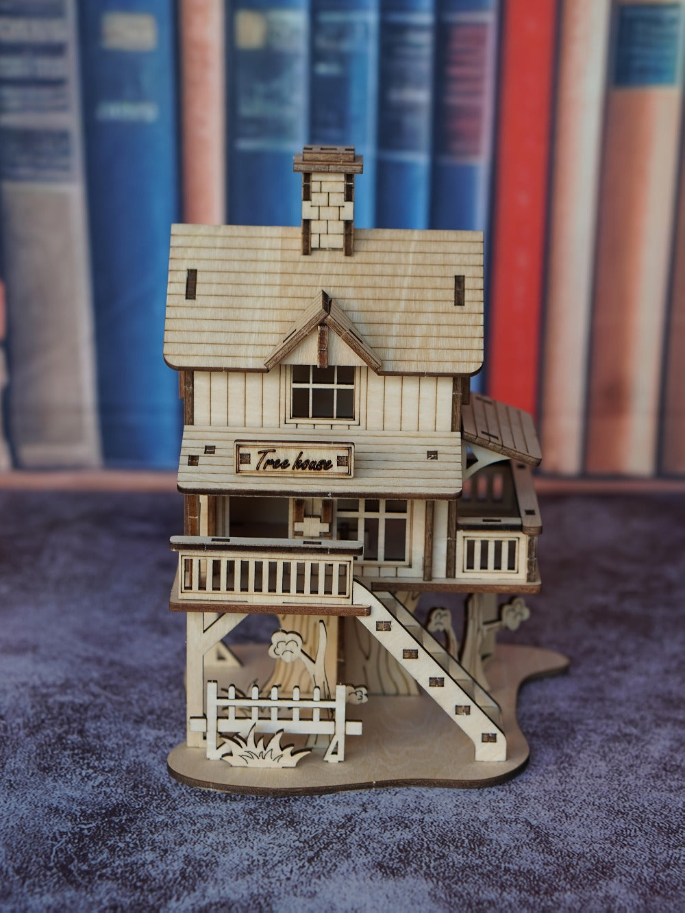 3D Wooden Tree House Puzzle Model Kit with 17 x 12.5 x 11.5 cm Display Size and Detailed Cabin Architecture — image 10