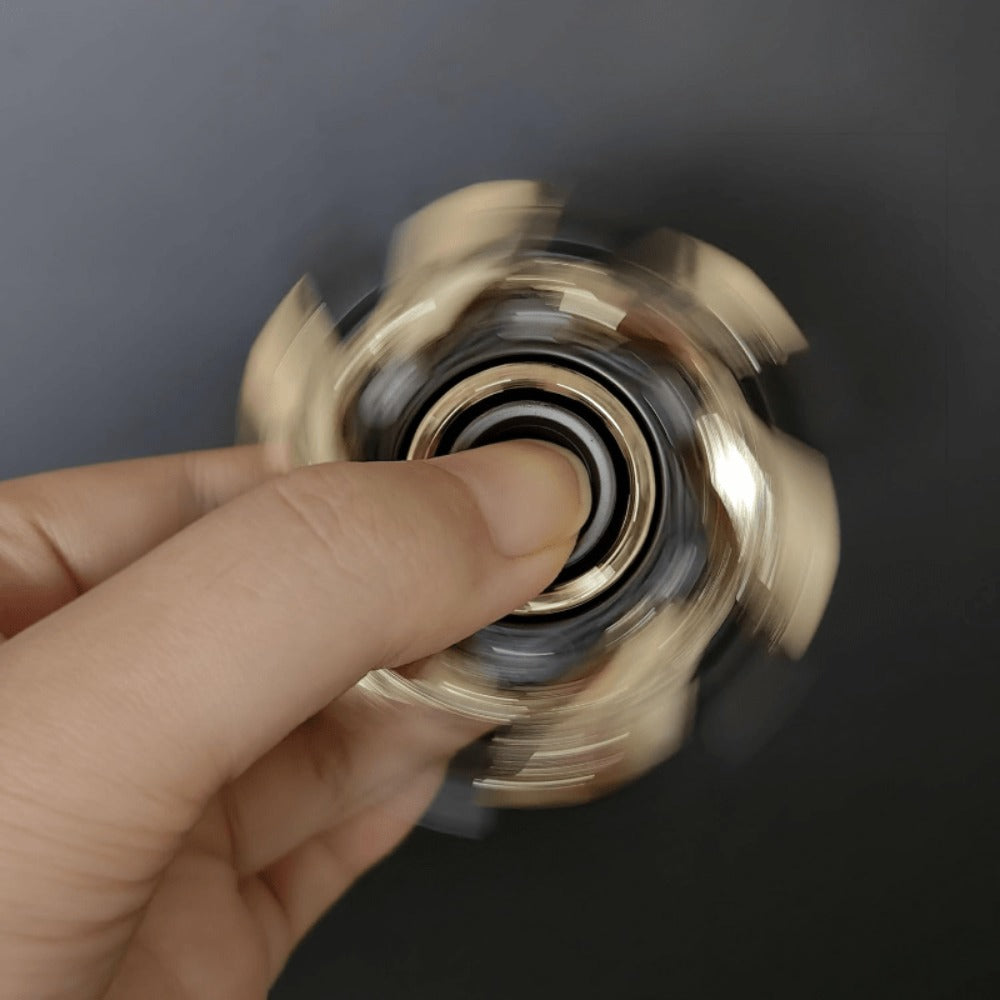 Fidget Spinner in a Metal Design with Hex Key for Adults and Teens — image 4
