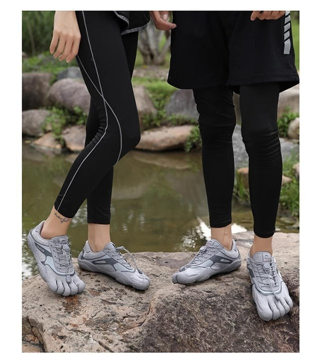 Comfortable Breathable And Lightweight Climbing Training Sneakers