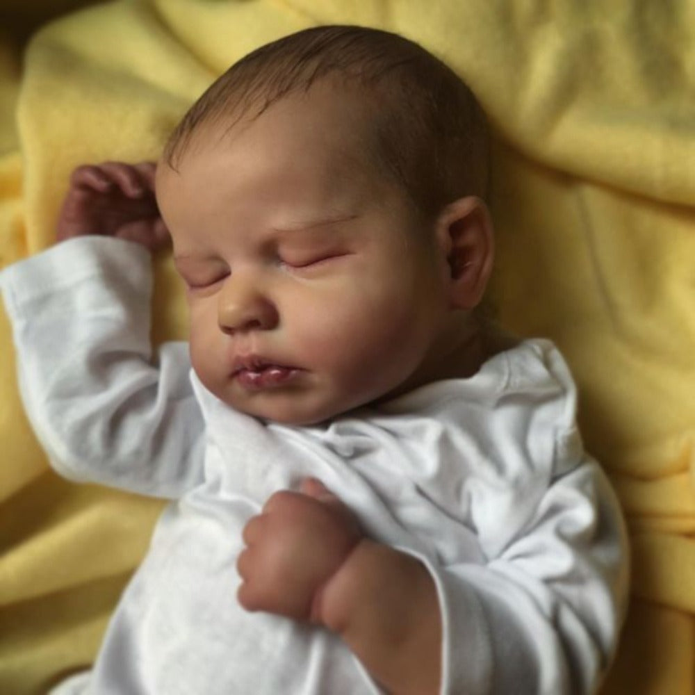 Sleeping 20-Inch Baby Doll with Cloth Body, White Long-Sleeve Outfit and 50 cm Size Label for Display — image 7