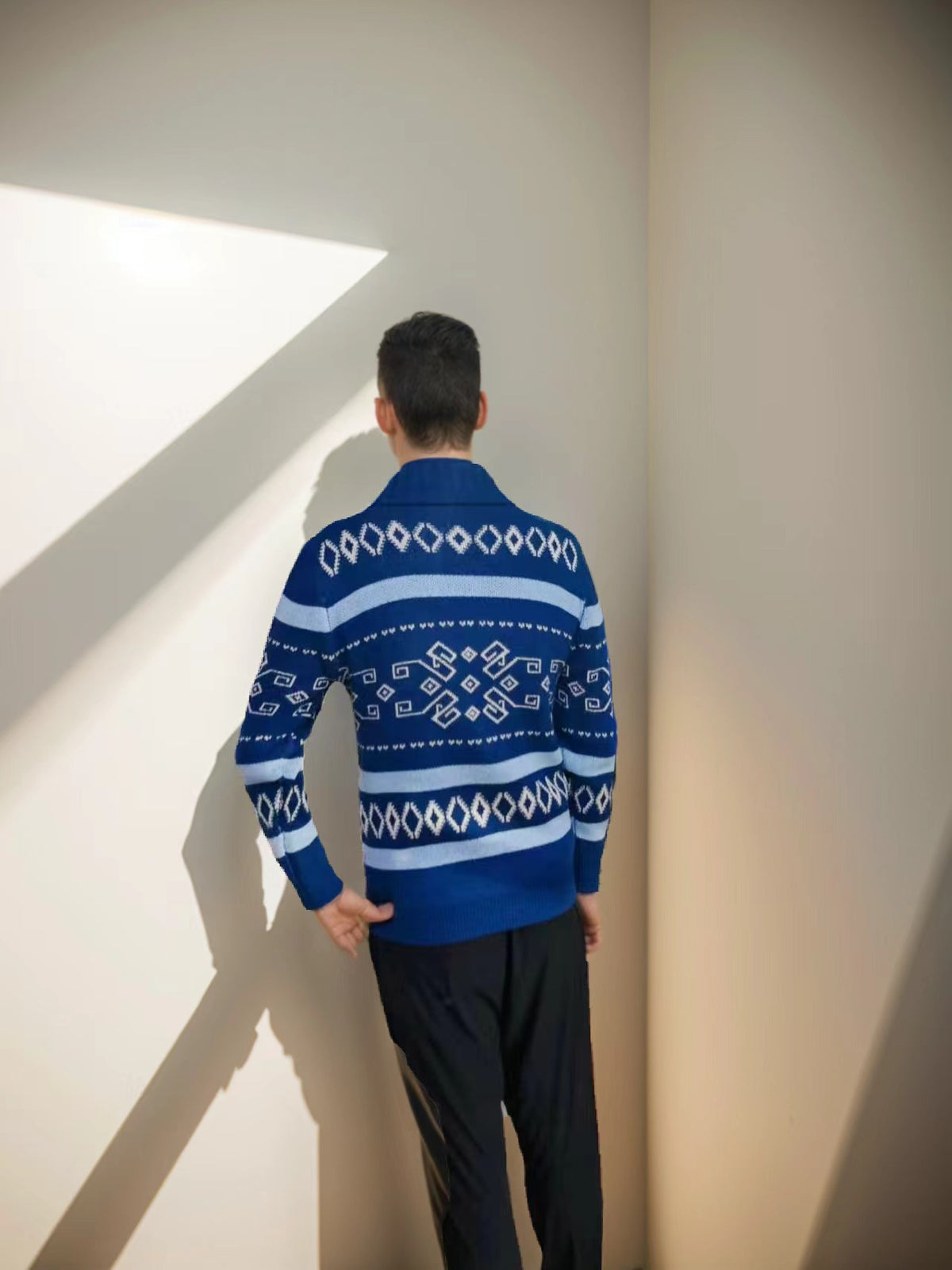 Slim-fit High-quality Men's Knit Cardigan
