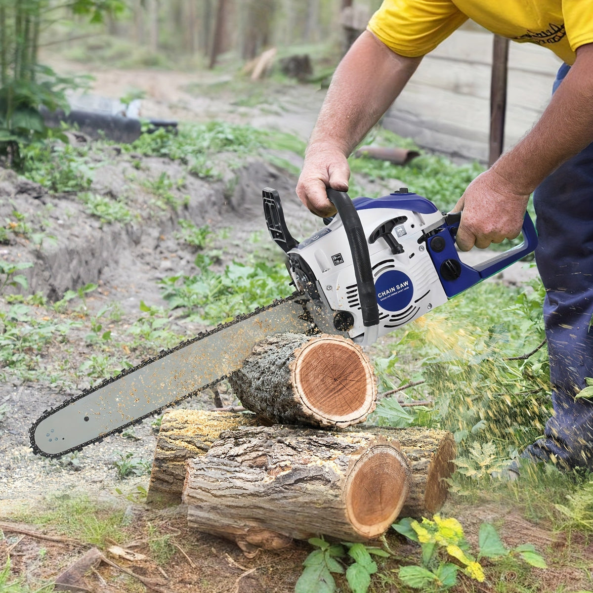 Gas Chainsaw, 2-Stroke Powerful Wood Cutting Logging Farm Ranch for Garden, Patio and Yard Use — image 3