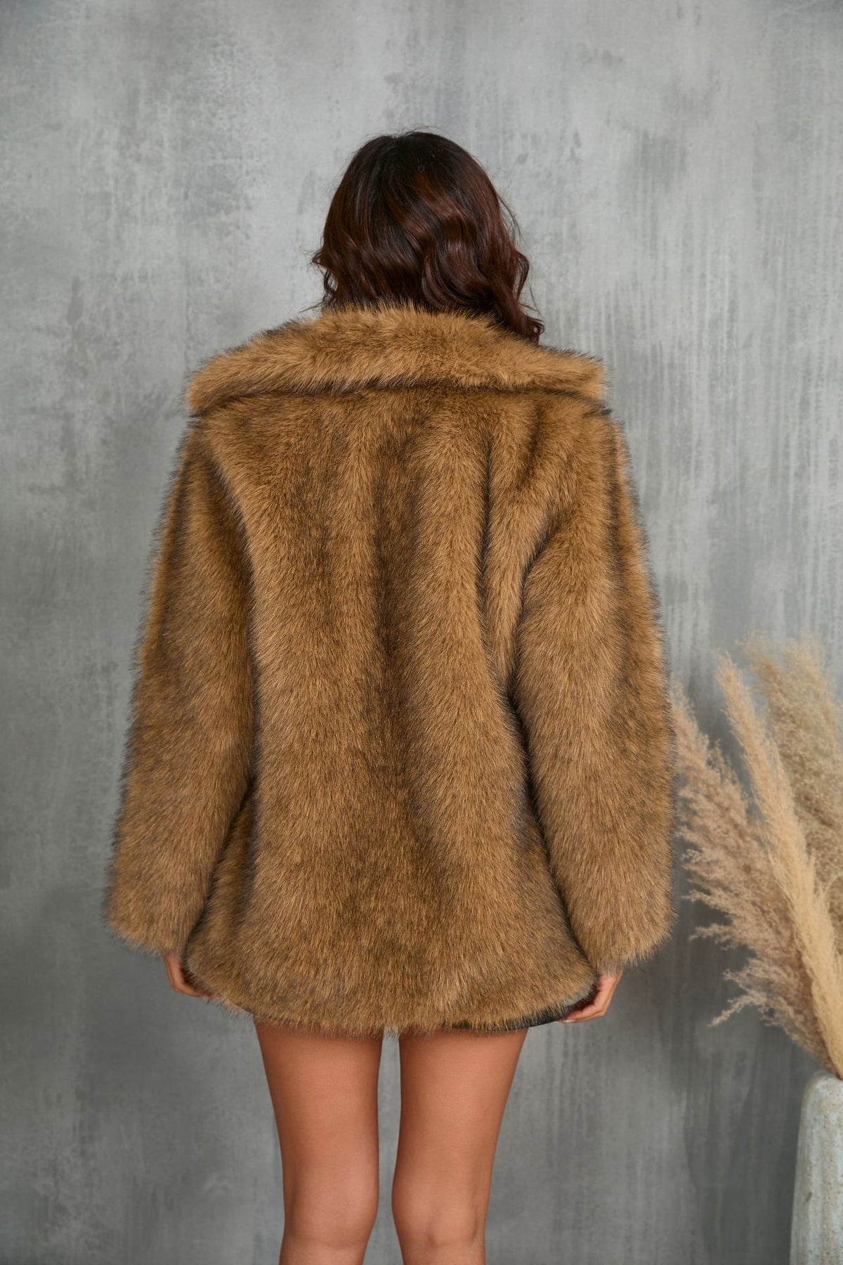 Winter Coat Warm Lapel Long Fluffy Faux Fur Coat Women Loose Long Sleeve Jacket Outerwear Clothing