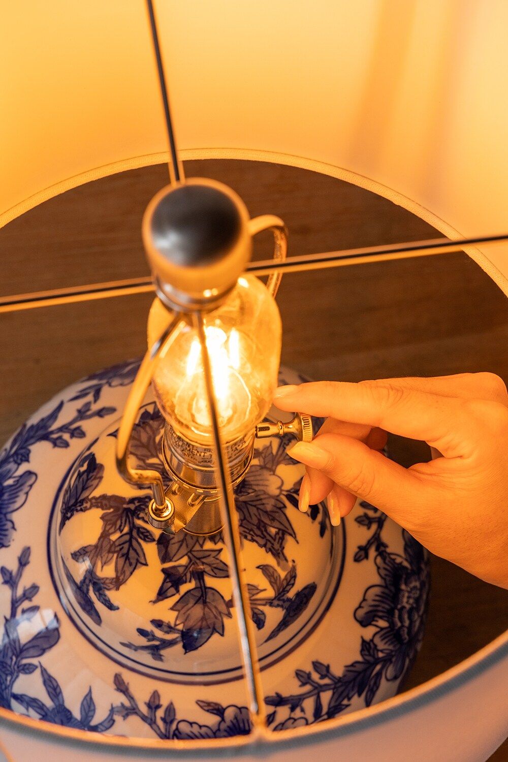 Blue and White Ceramic Vase Table Lamp with White Linen Shade